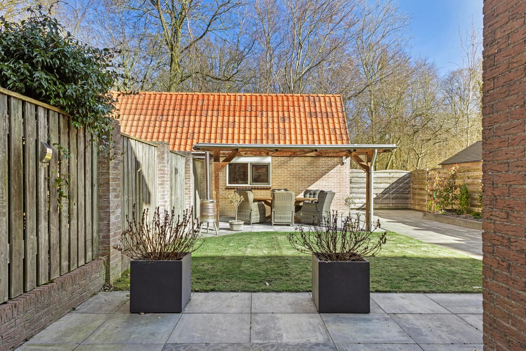 Foto 41 van Leliestraat 13