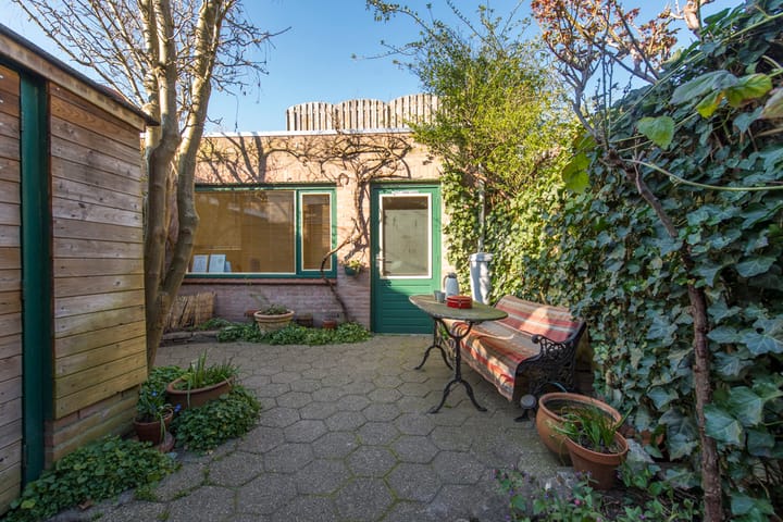 Foto 30 van Hoogvensestraat 89