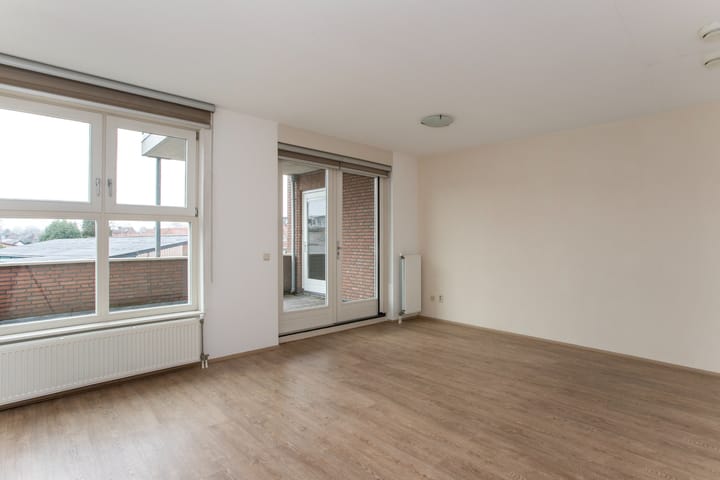 Photo 5 of Wilhelminalaan 76-D