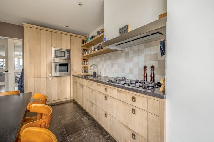 Foto 24 van Oosteinde 33