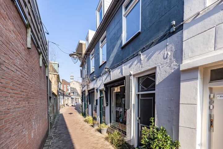 Foto 7 van Scharnestraat 36-A