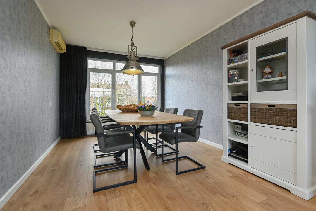 Photo 11 of Louis Couperusstraat 70