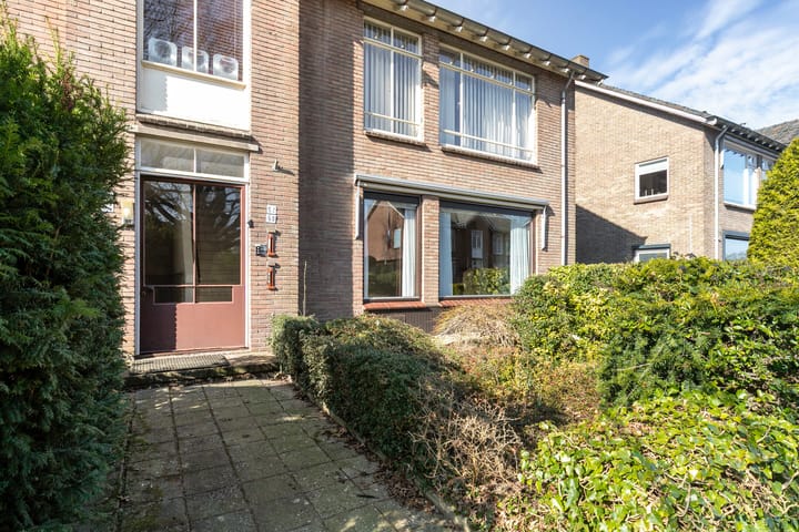 Foto 25 van Staringlaan 50