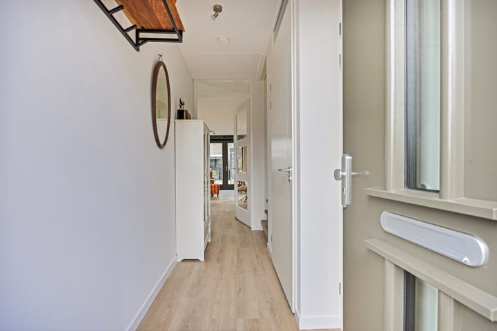 Foto 9 van Henrick Lamkade 50