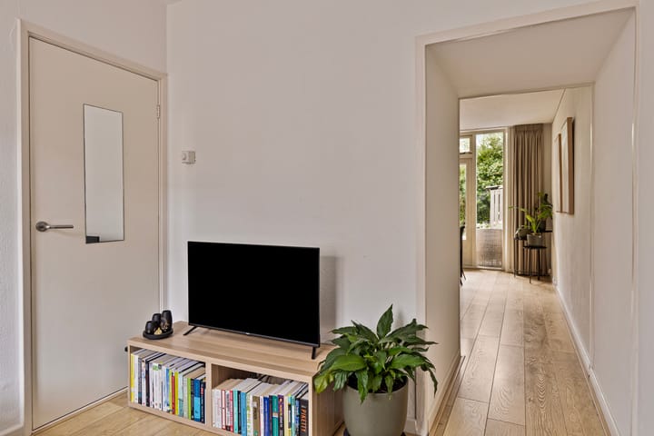 Photo 5 of Dr. Jan Berendsstraat 19