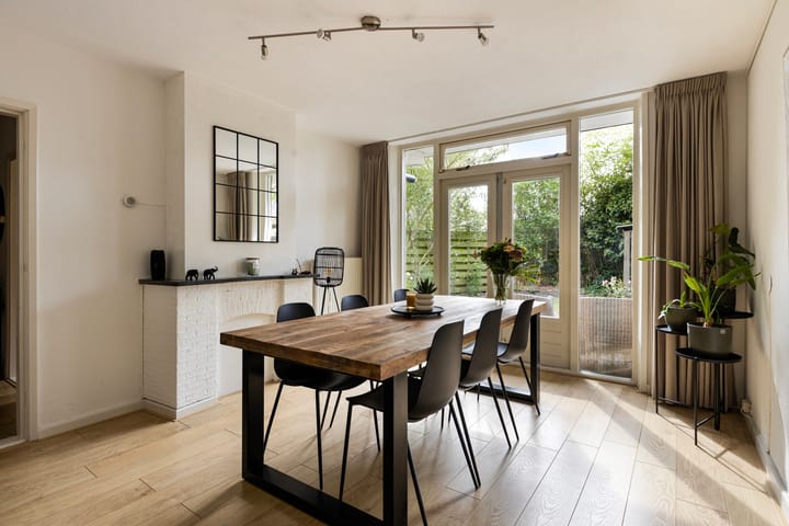 Photo 6 of Dr. Jan Berendsstraat 19