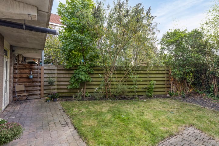 Photo 13 of Dr. Jan Berendsstraat 19