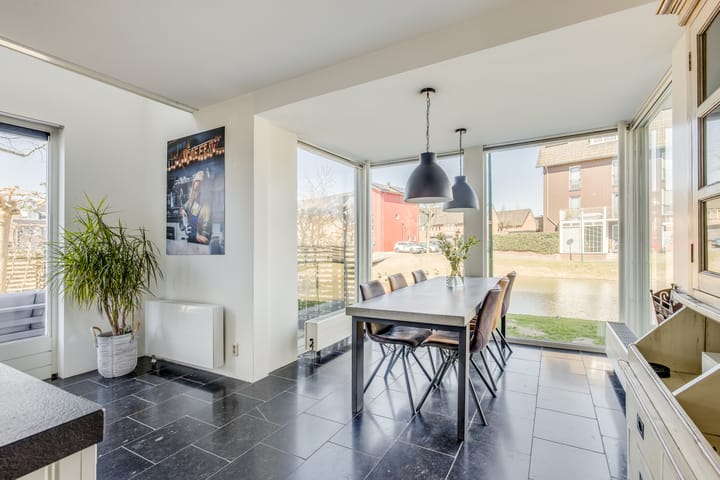 Foto 7 van Pompwater 14