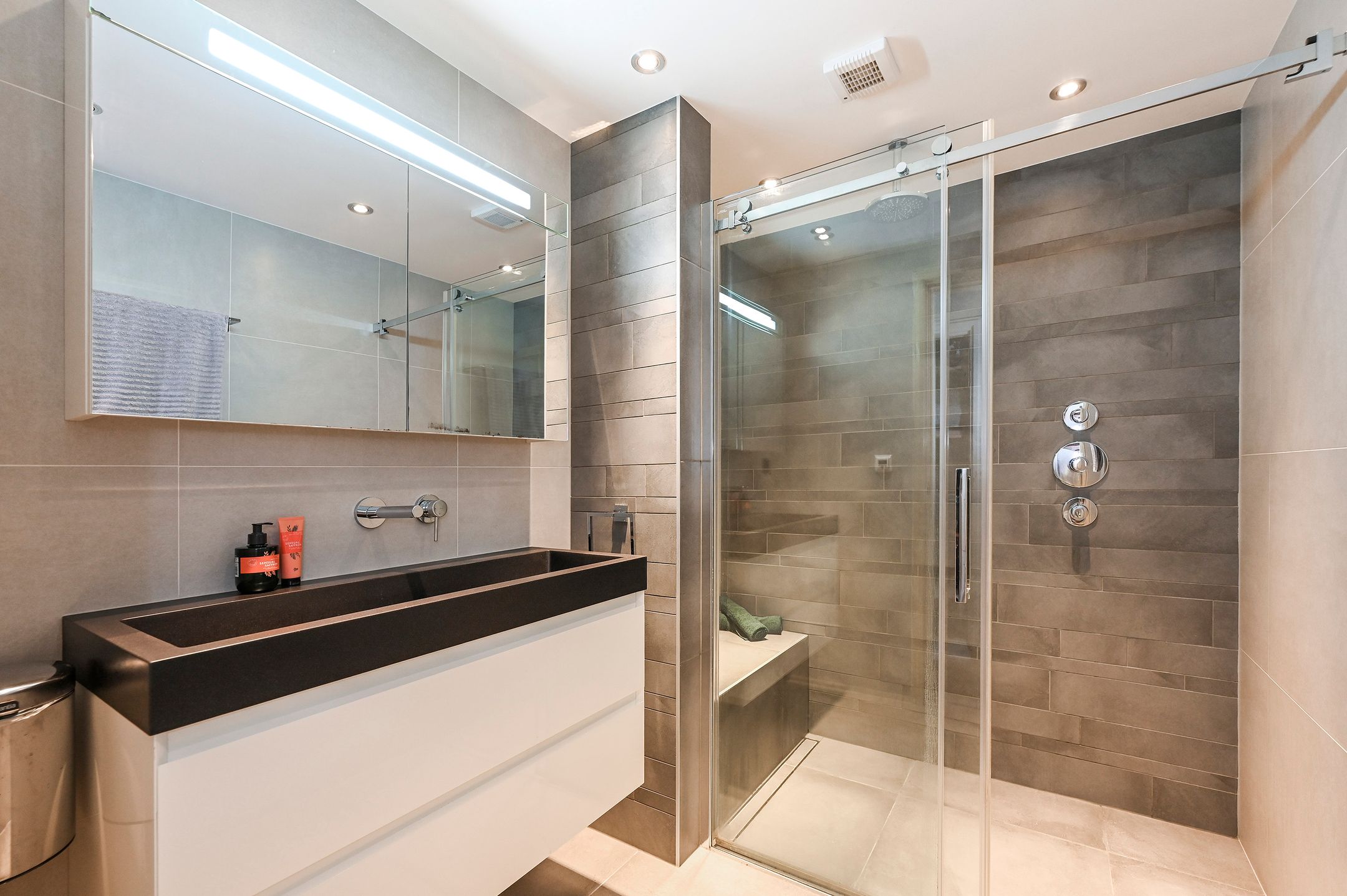 Photo 21 of Hoekwaterstraat 88