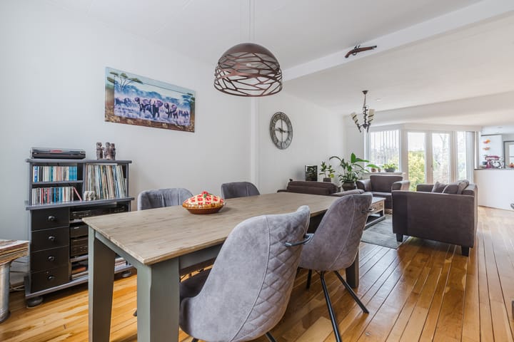 Foto 14 van De Ruyterstraat 20