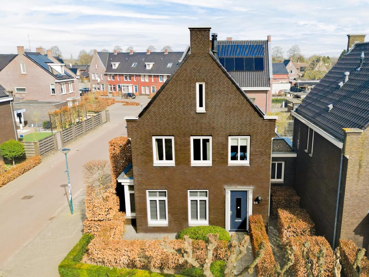 Foto 1 van De Brug 16