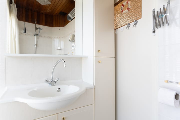 Photo 35 of Klaproosstraat 18