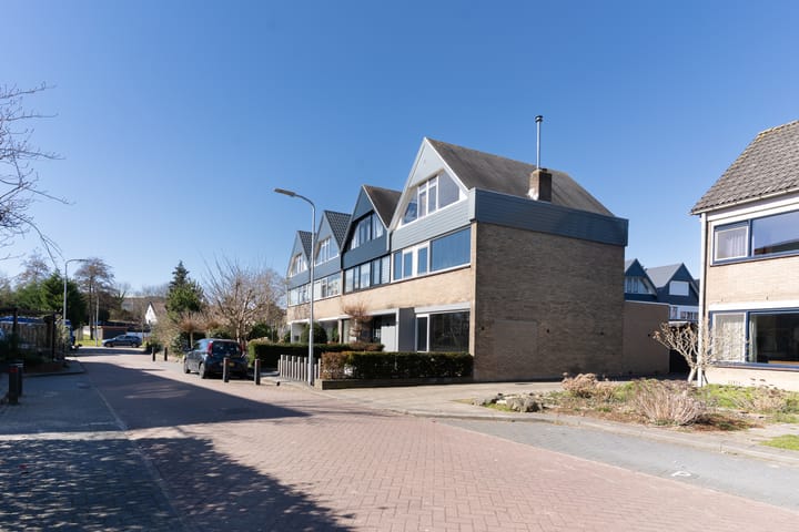 Photo 39 of Klaproosstraat 18