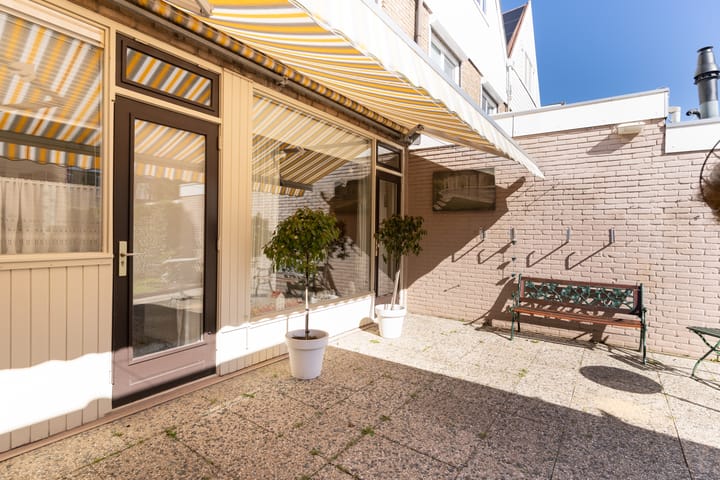 Photo 20 of Klaproosstraat 18