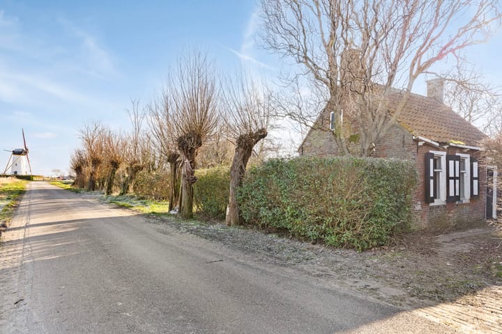 Photo 1 of Oostweg 7