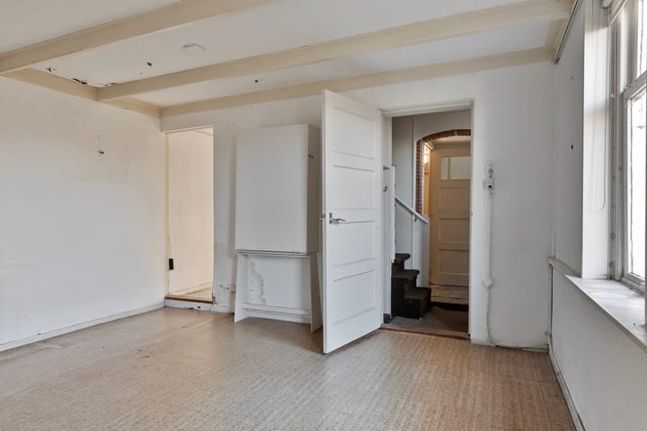 Photo 12 of Oostweg 7