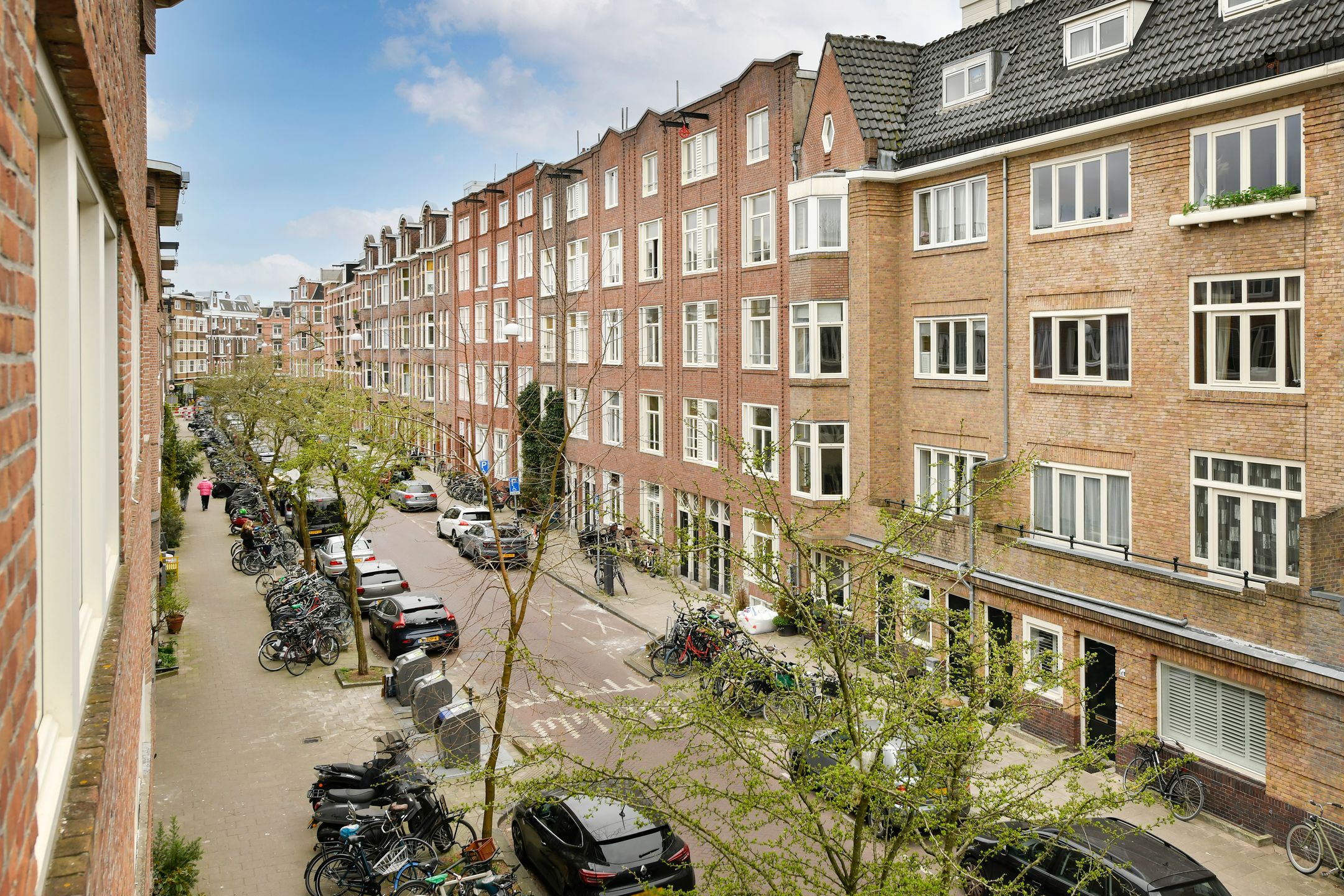 Foto 15 van Reinier Claeszenstraat 60-2