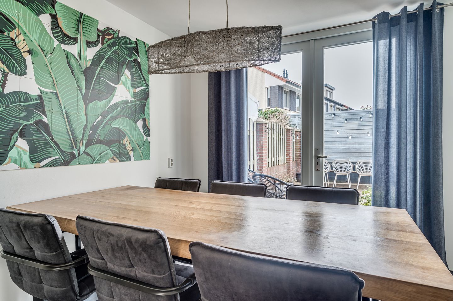 Photo 10 of Doctor Cuypersstraat 28