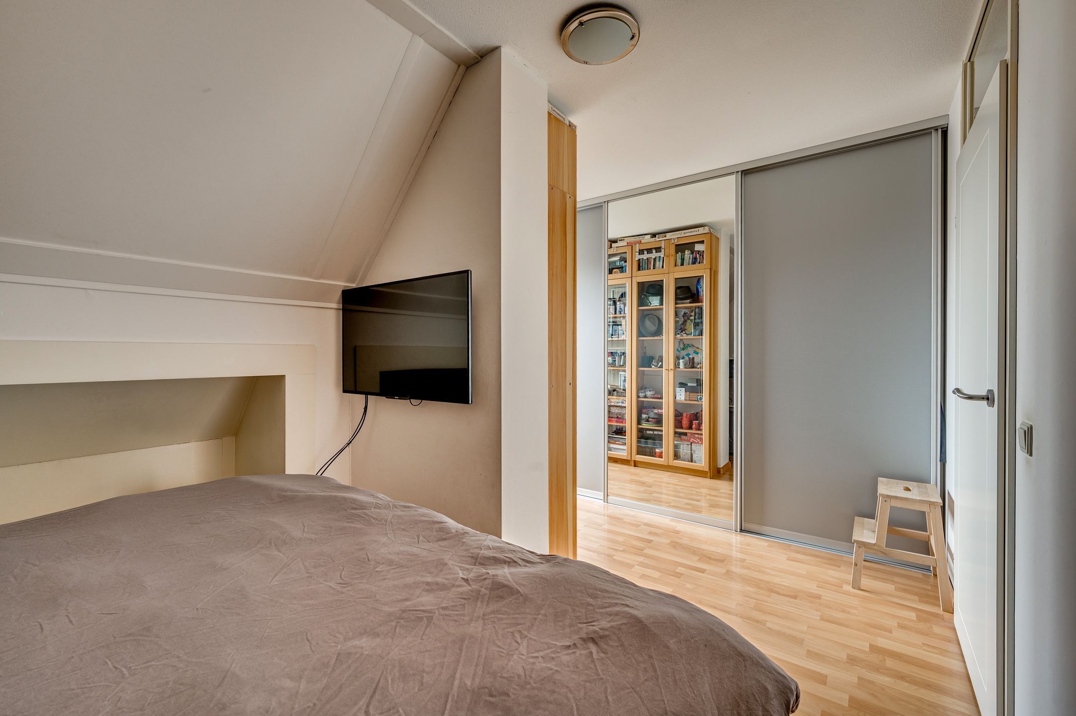 Photo 21 of Doctor Cuypersstraat 28