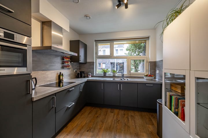 Foto 15 van Henk Cornelisstraat 21