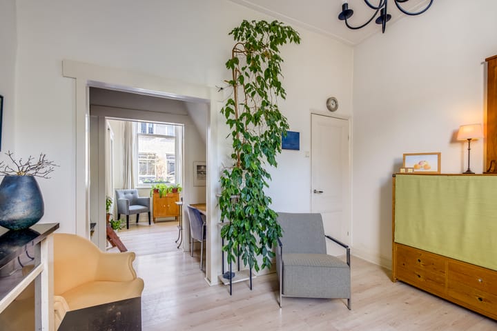 Foto 8 van Bloemstraat 87