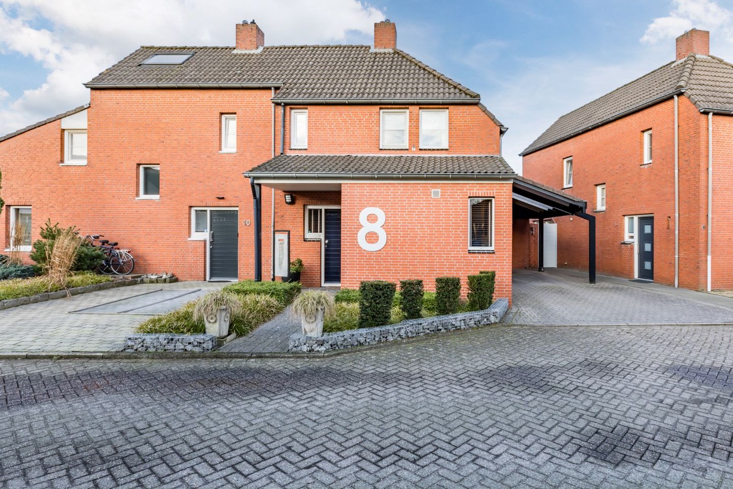 Foto 1 van De Pinksterbloem 8