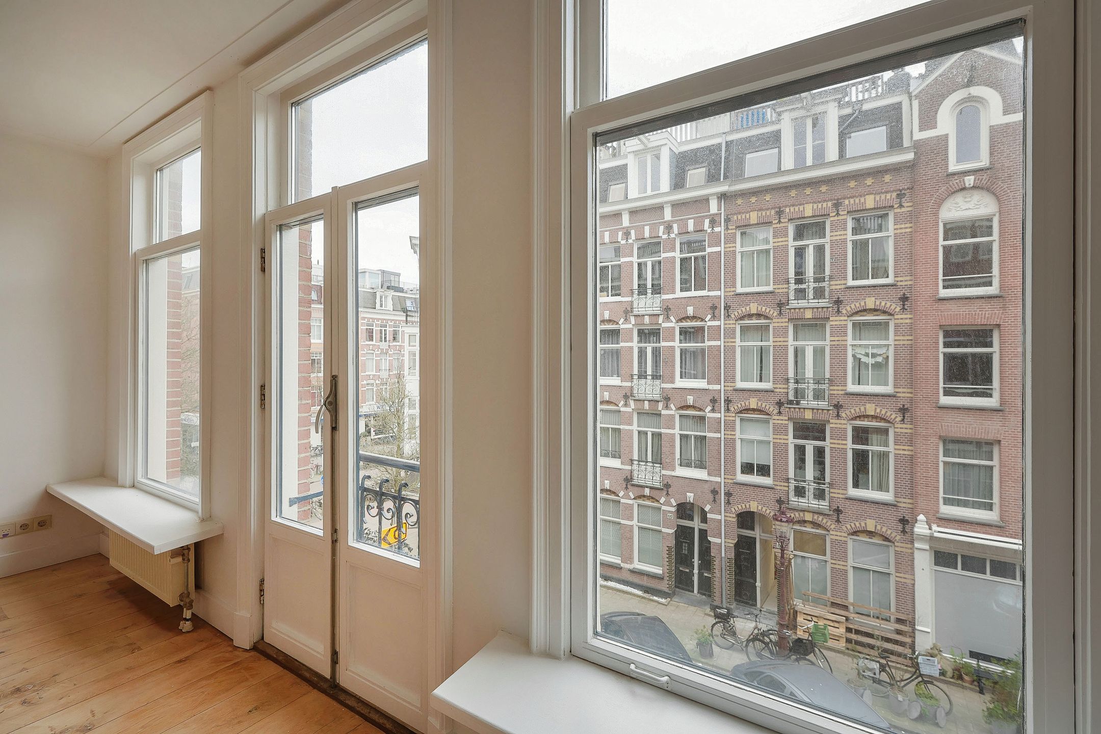 Foto 9 van Brederodestraat 59-2