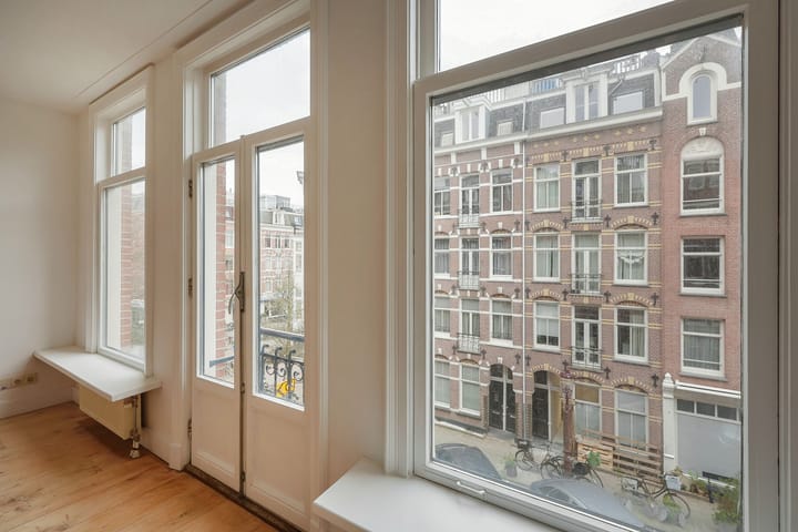 Foto 9 van Brederodestraat 59-2