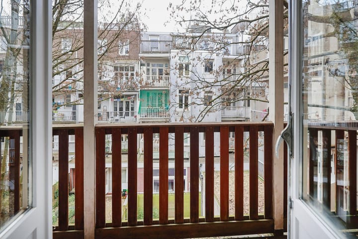 Foto 15 van Brederodestraat 59-2