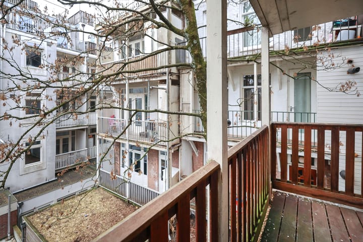 Foto 16 van Brederodestraat 59-2