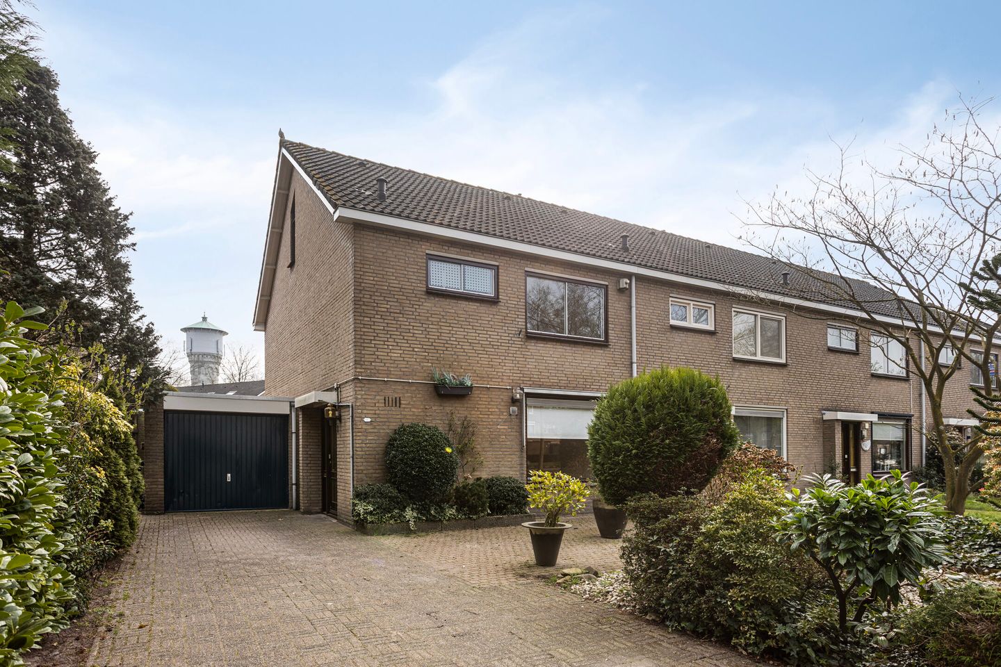 Foto 1 van Vivaldistraat 1