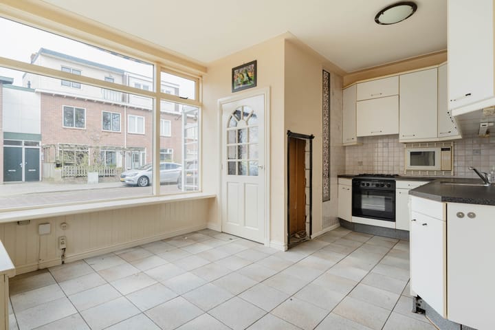 Foto 10 van Indischestraat 100