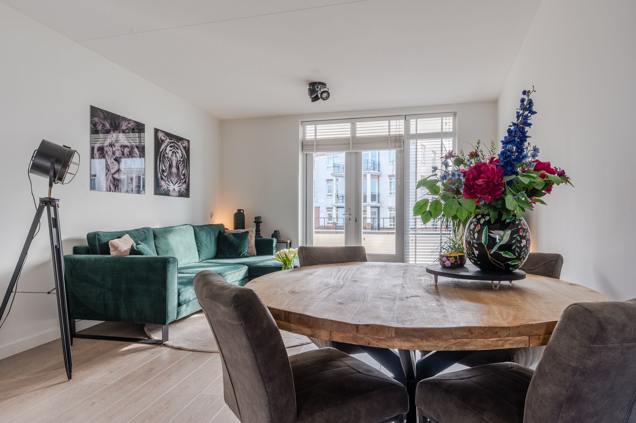 Foto 18 van Remiseplein 9