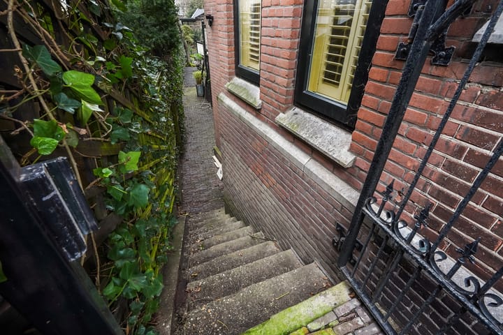 Foto 36 van Hasseltsestraat 4