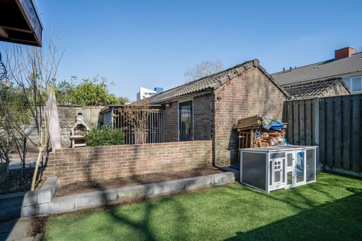 Foto 32 van Banckertstraat 27