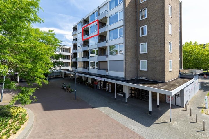 View photo of Mgr. Leijtenstraat 22