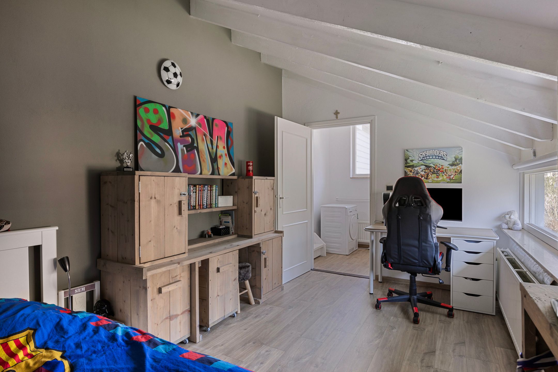 Photo 42 of Franciscusdal 37