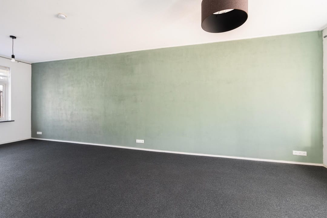 Foto 7 van J van der Veenstraat 3