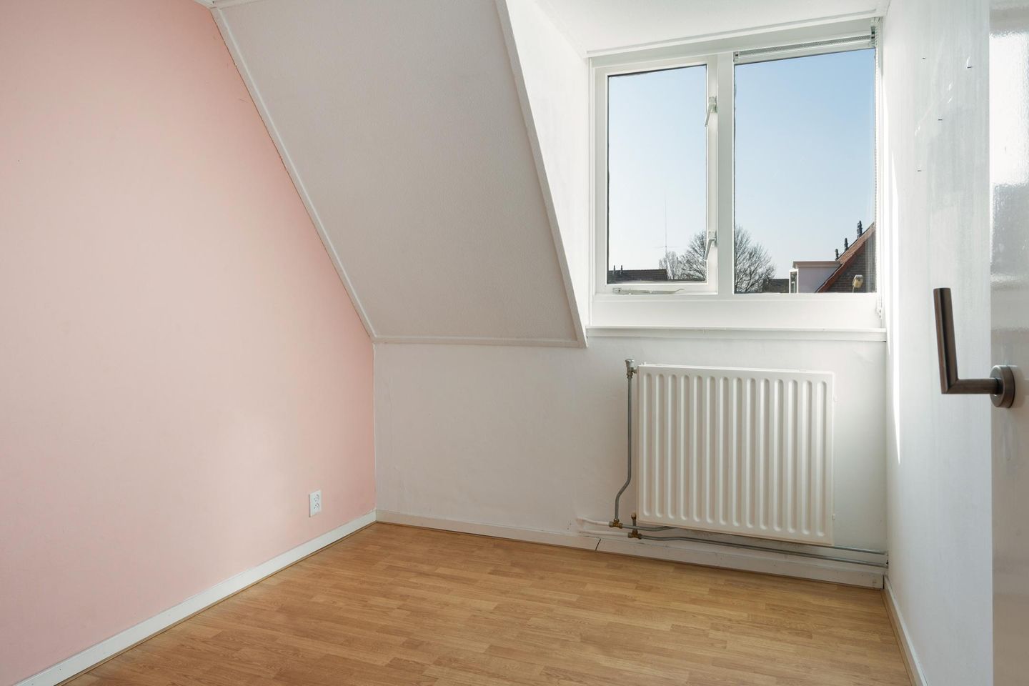 Foto 19 van J van der Veenstraat 3