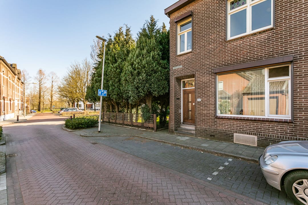 Photo 31 of Melchiorstraat 32