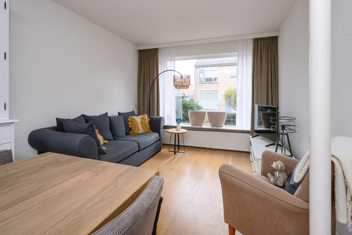 Foto 3 van Nobelstraat 5