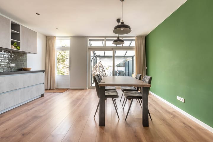 Foto 12 van Ben Viljoenstraat 72