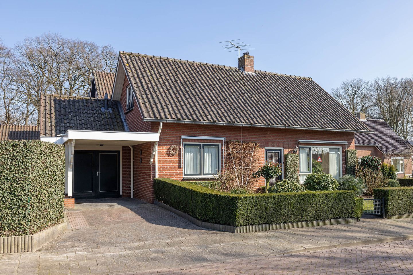 Photo 1 of Brinkstraat 26