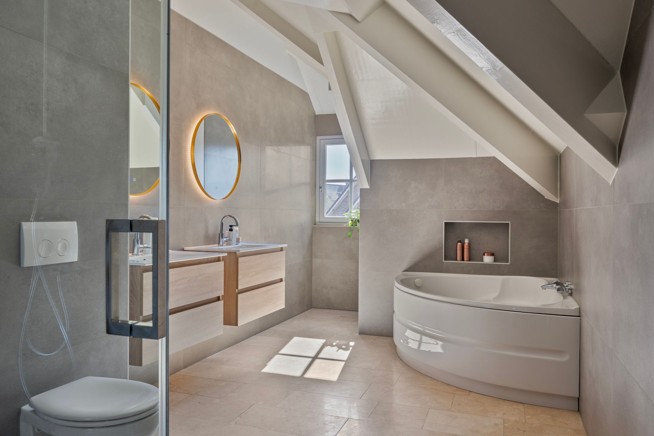 Foto 42 van Veluwestraat 80