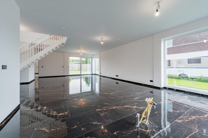 Vrijstaande woning te koop: Wederiklaan 99, Lelystad
