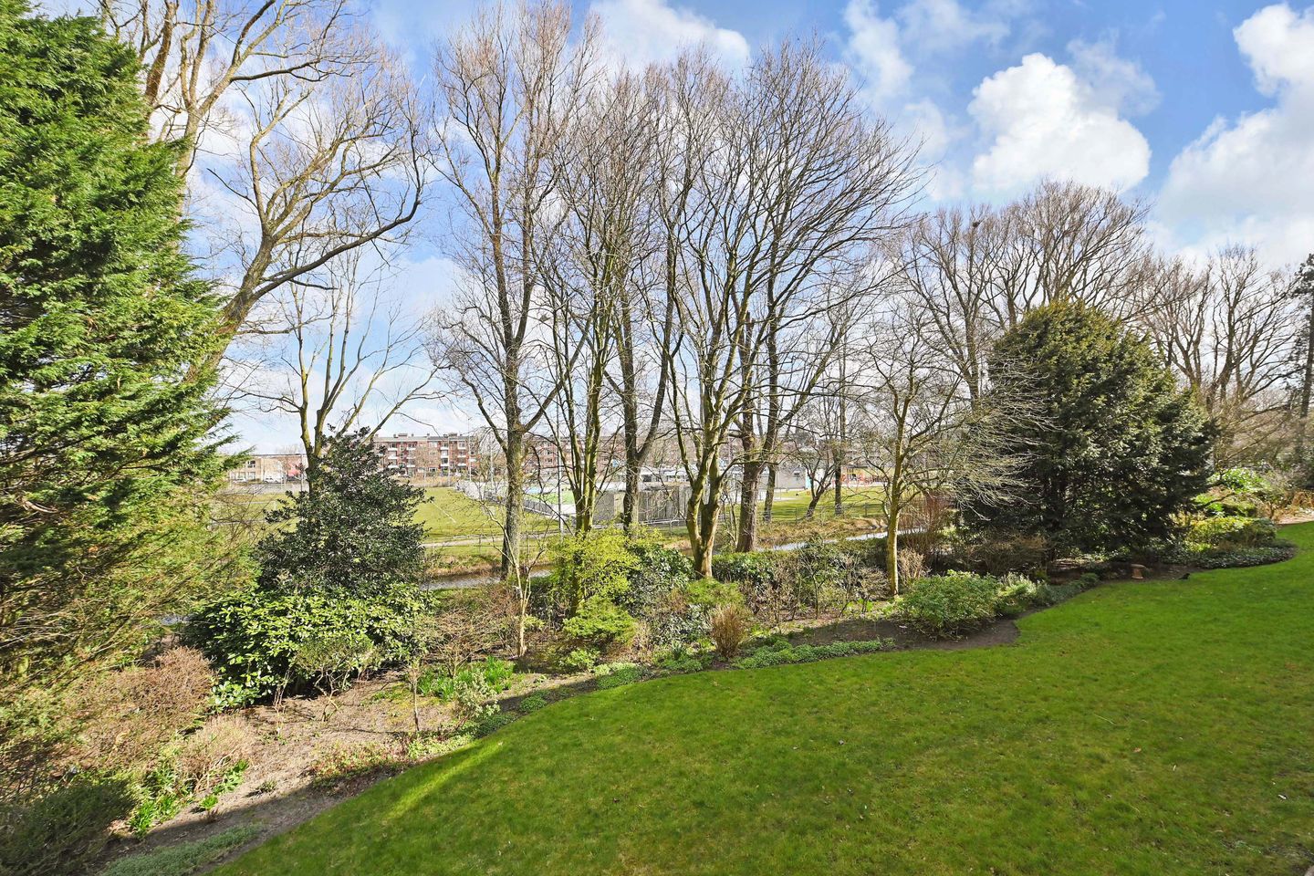 Foto 14 van Zonnebloemstraat 245