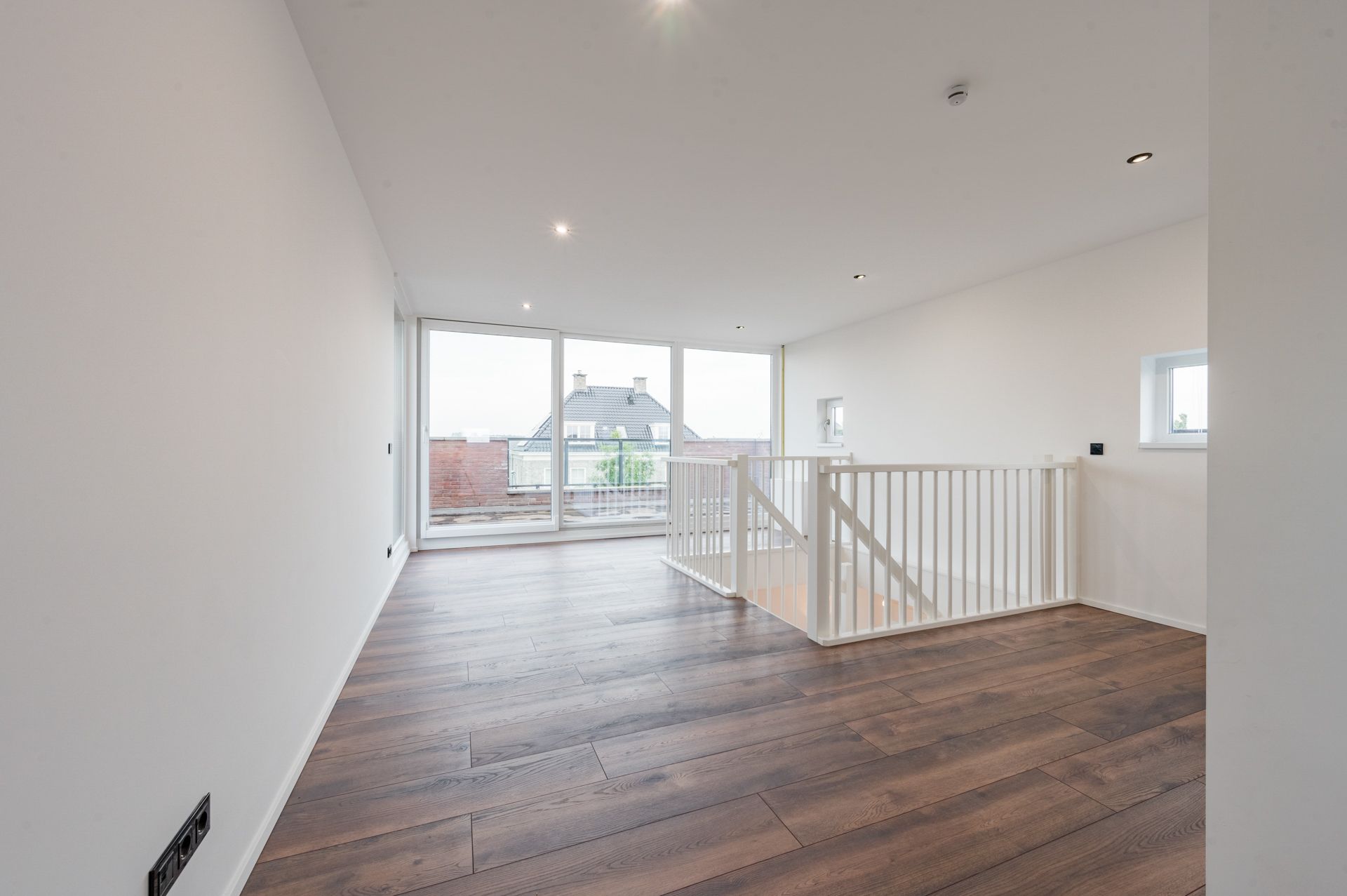 Photo 24 of Wederiklaan 99