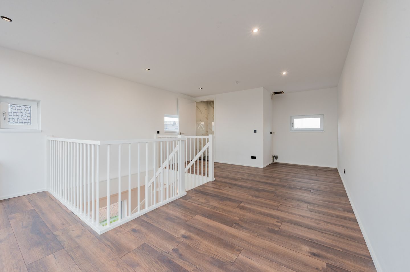 Photo 25 of Wederiklaan 99