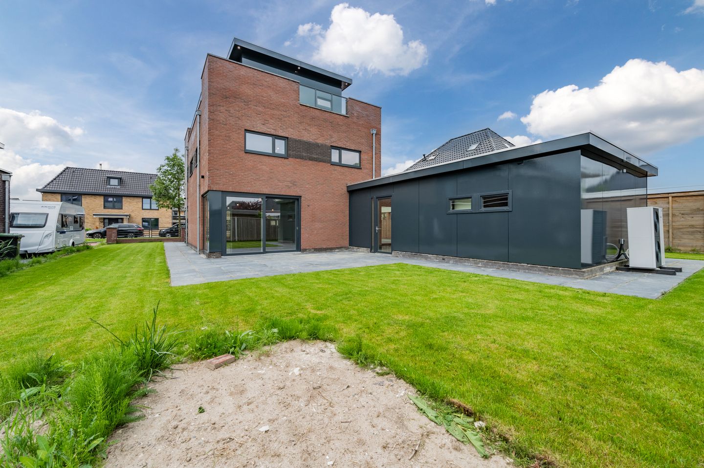 Photo 34 of Wederiklaan 99