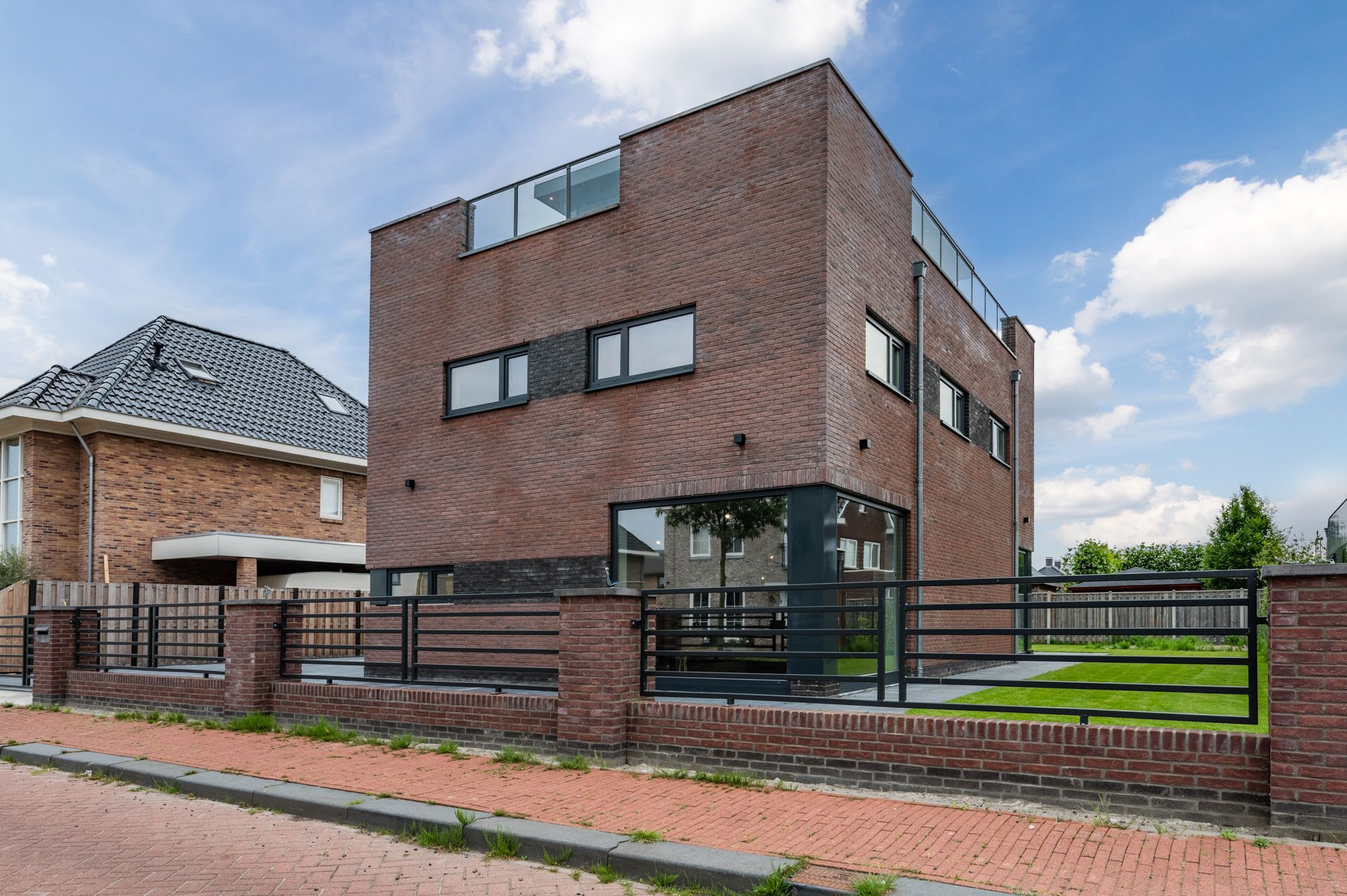 Photo 39 of Wederiklaan 99